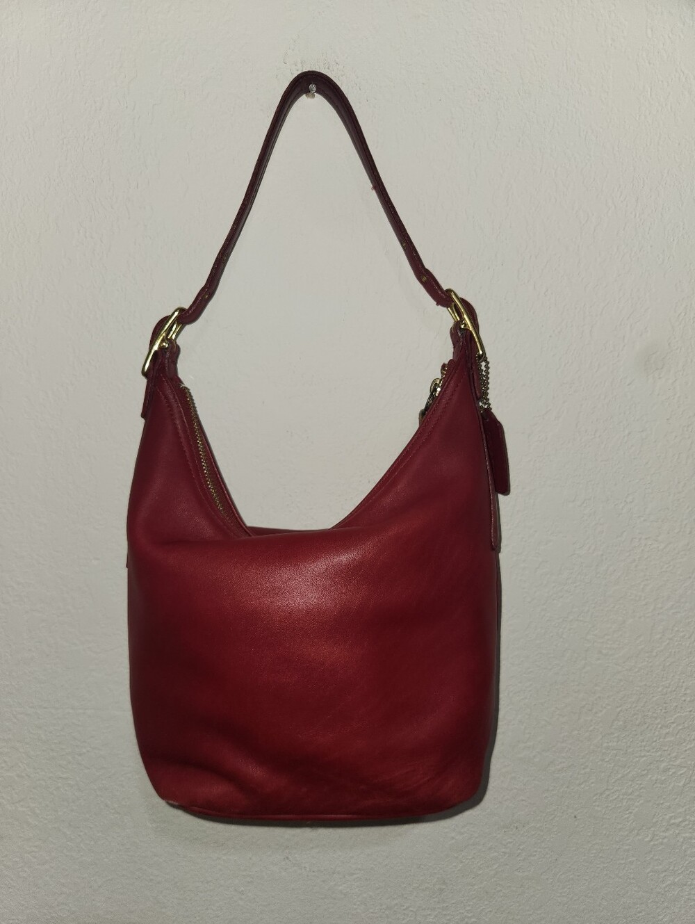 Vintage Coach Legacy West Hobo 9823 - Red